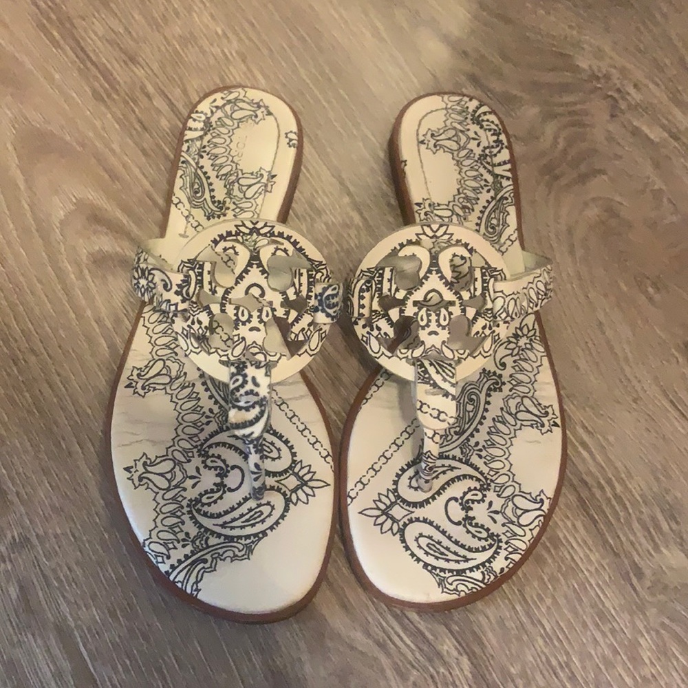 Tory Burch sandals sold out color